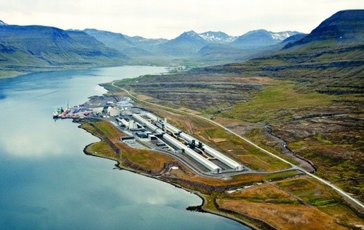 Alcoa Fjarðaál plant in Reyðarfjörður East Iceland. Photo: Emil Þór Sigurðsson